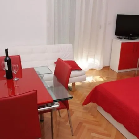 Apartment Ines Makarska